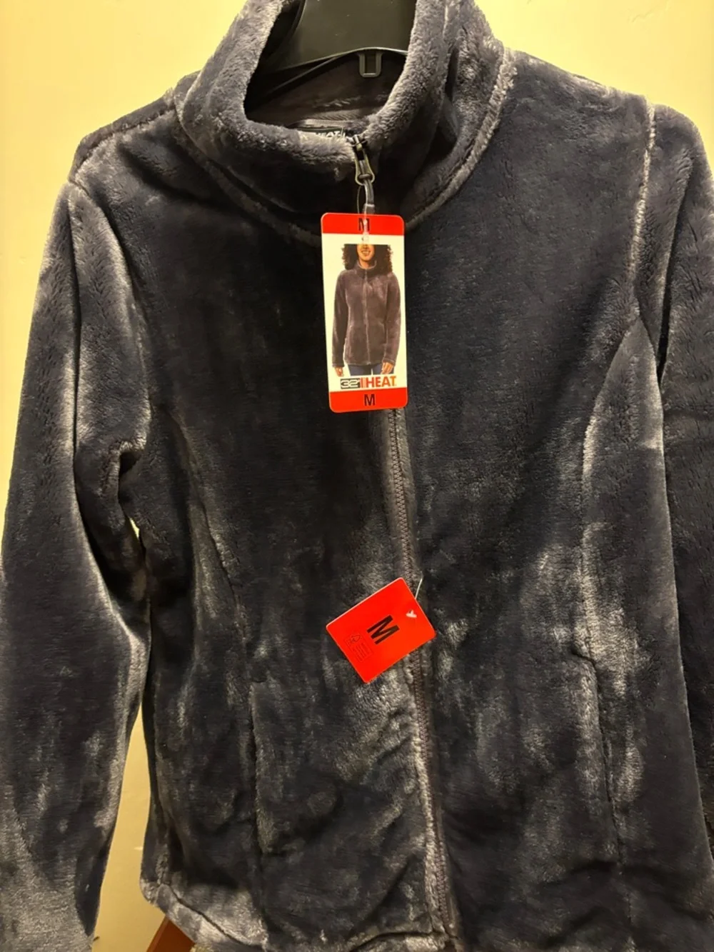 32 Degree Heat plush jacket. - Picture 2 of 8